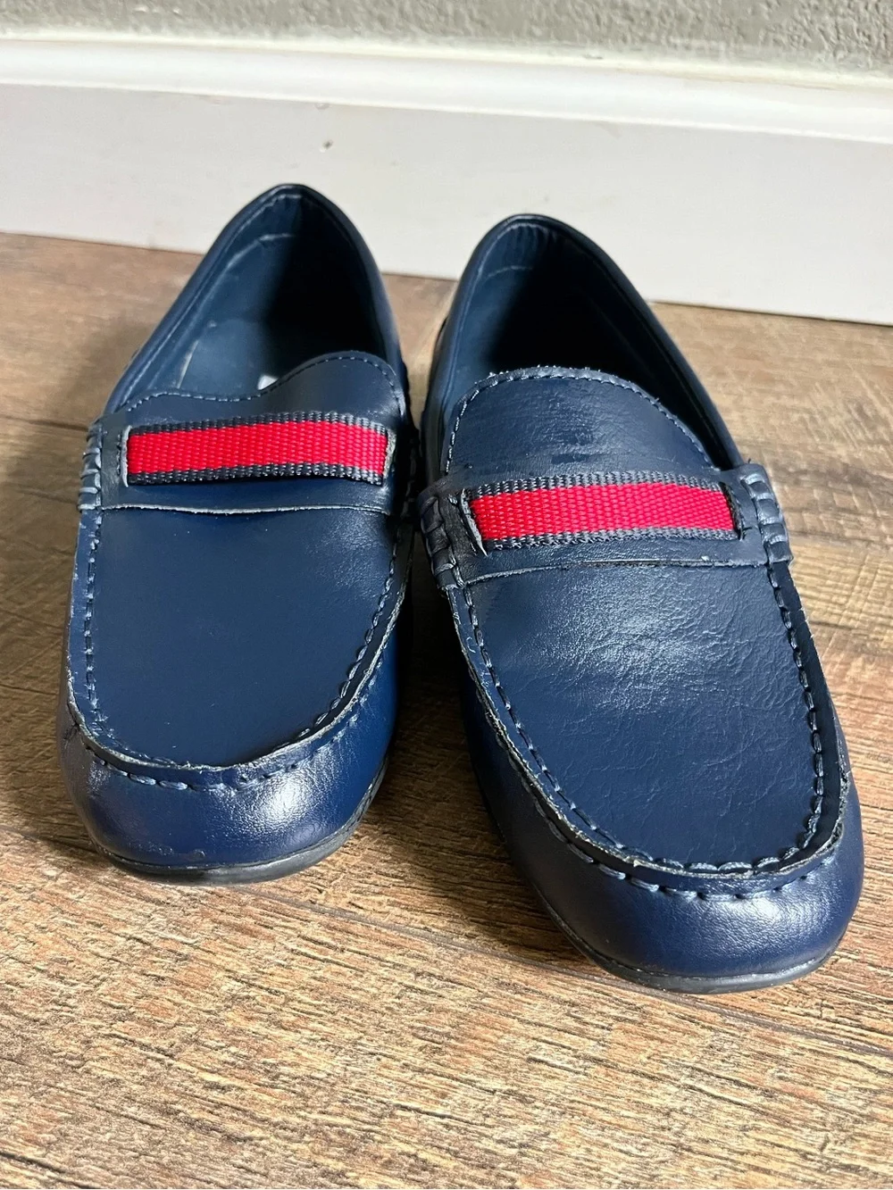 Steve Madden Berrod navy leather loafers dress shoes boys size 2